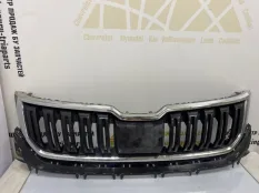 Решетка радиатора Skoda Kodiaq 2017-2022 565853653A