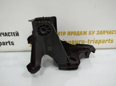 Кронштейн педального узла Skoda Octavia 2019 5Q1723058BN A7 РЕСТ 1.6