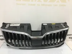 Решетка радиатора Skoda Octavia 2017-2020 5E0853653A A7 5E3 РЕСТАЙЛИНГ