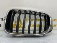 Решетка радиатора BMW X4 2014-2017 51117338571 F26, левая