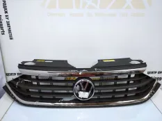 Решетка радиатора Volkswagen Polo 2020-2022 6N5853653 6 CK4