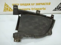 Дефлектор радиатора Renault Logan 2014-2018 601981874R 2 L8 ДО РЕСТАЙЛИНГ, левый