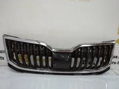 Решетка радиатора Skoda Octavia 2017-2020 5E0853653C A7 5E3 РЕСТАЙЛИНГ
