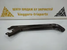 Кронштейн фары Skoda Octavia 2019-2022 5E3805932 A8 NN3, правый