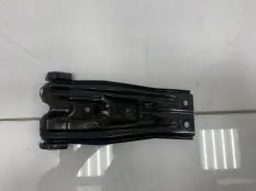 Кронштейн замка капота Volkswagen Tiguan 2016-2020 5NA805567 2 AD1 ДО РЕСТАЙЛИНГ