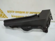 Держатель полки багажника Skoda Rapid 2019 5JA867762A 1 NH3 1, правый