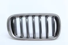 Решетка радиатора BMW X6 2014-2018 51137349388 F16, правая