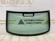 Стекло заднее