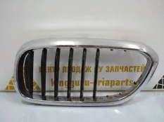 Молдинг решетки радиатора BMW 5 2017-2019 51137390865 G30 ДО РЕСТАЙЛИНГ, левый