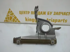 Кронштейн крыла BMW X3 2010-2014 41357267327 F25, передний левый