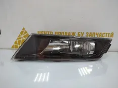 Фара противотуманная Skoda Superb 2015-2019 3V0941700 3 3V3 ДО РЕСТАЙЛИНГ, правая