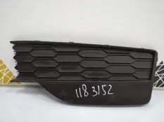 Решетка бампера Skoda Rapid 2020-2022 60U807368A 2 NK6, правая