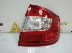Фонарь внешний Skoda Rapid 2012-2017 5JA945096 1 NH3 ДО РЕСТАЙЛИНГ, правый