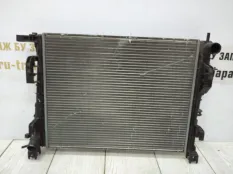 Радиатор охлаждения двигателя Renault Logan 2014-2018 214105731R 2 L8 ДО РЕСТАЙЛИНГ