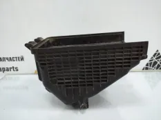 Корпус воздушного фильтра нижняя часть Hyundai Santa Fe 2015-2018 281002W800 3 DM РЕСТАЙЛИНГ