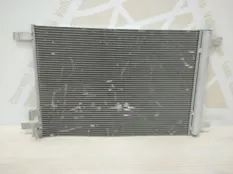 Радиатор кондиционера Skoda Octavia 2017-2020 5Q0816411BD A7 5E3 РЕСТАЙЛИНГ