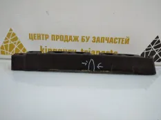 Кронштейн бампера Skoda Fabia 2010-2014 5J6807864 2 5J5 РЕСТАЙЛИНГ УНИВЕРСАЛ, задний правый