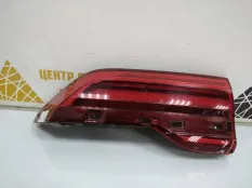Фонарь внутренний диодный BMW X7 2019-2022 63217442291 G07