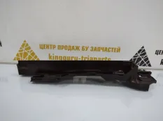 Кронштейн радиатора BMW X5 2013-2018 17118572188 F15, левый