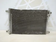 Радиатор кондиционера Skoda Octavia 2017-2020 5Q0816411AB A7 5E3 РЕСТАЙЛИНГ