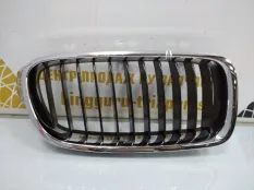 Решетка радиатора BMW 3 2015-2020 51137405836 F30 РЕСТАЙЛИНГ, правая