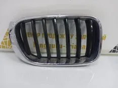 Решетка радиатора BMW X3 2014-2017 51117338572 F25 РЕСТАЙЛИНГ, правая