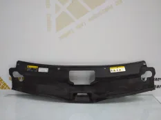 Накладка замка капота Skoda Rapid 2020-2022 60U853343 2 NK6