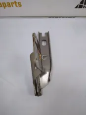 Петля капота Skoda Octavia 2008-2013 5L0823302F A5 РЕСТАЙЛИНГ, правая