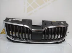 Решетка радиатора Skoda Octavia 2017-2020 5E0853653A A7 5E3 РЕСТАЙЛИНГ