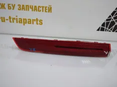Катафот бампера BMW X7 2019-2022 63147442308 G07, правый