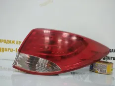 Фонарь внешний Hyundai IX35 2013-2015 924022Y000 LM РЕСТАЙЛИНГ, правый