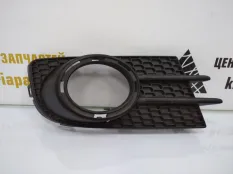 Решетка противотуманной фары Volkswagen Tiguan 2011-2017 5N0853666H 1 5N1 РЕСТАЙЛИНГ, правая