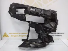 Кронштейн противотуманной фары BMW X7 2019-2022 51118069892 G07 M-PACK, правый
