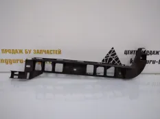 Кронштейн бампера Skoda Octavia 2017-2020 5E5807864 A7 5E3 РЕСТАЙЛИНГ, задний правый