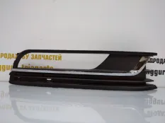 Решетка противотуманной фары Volkswagen Passat 2011-2015 95D12712 B7 362, правая