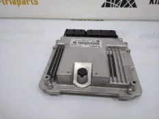 Блок управления двигателем BMW X3 2010 13618513249 F25 2.0 N47D20