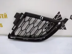 Решетка бампера BMW 3 2018-2022 51118075602 G20 M-PACK, правая