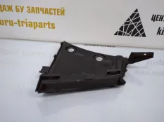 Воздуховод в бампер Skoda Octavia 2019-2022 5E3121764D A8 NN3, передний правый