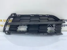 Решетка противотуманной фары Skoda Karoq 2017-2021 57A807368 1 NU7 ДО РЕСТАЙЛИНГ, правая