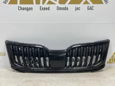 Решетка радиатора Skoda Octavia 2017-2020 5E0853653C A7 5E3 РЕСТАЙЛИНГ
