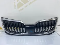 Решетка радиатора Skoda Octavia 2017-2020 5E0853653A A7 5E3 РЕСТАЙЛИНГ