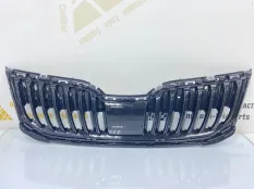 Решетка радиатора Skoda Octavia 2017-2020 5E0853653C A7 5E3 РЕСТАЙЛИНГ