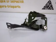 Кронштейн крыла BMW 4 2020-2022 7486801 G22, передний левый