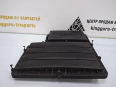 Корпус воздушного фильтра крышка Volkswagen Polo 2015-2020 04E183A04E 5 612 РЕСТАЙЛИНГ