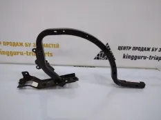 Петля крышки багажника Toyota Camry 9 2017-2022 6452033071 XV70, левая