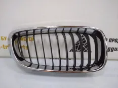 Решетка радиатора BMW 3 2012-2018 7294804 F34, правая
