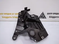 Кронштейн крыла BMW X5 2013-2018 51657294543 F15, передний левый