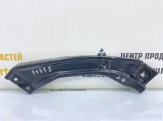 Кронштейн панели Skoda Rapid 2020-2022 60U805932A 2 NK6, правый
