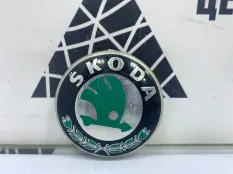 Эмблема Skoda Octavia 2004-2009 1U0853621 A5 1Z3 ДО РЕСТАЙЛИНГ