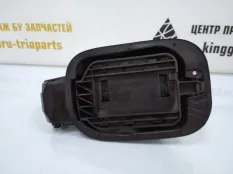 Лючок бензобака Skoda Octavia 2013-2017 5E0809702B A7 5E3 ДО РЕСТАЙЛИНГ